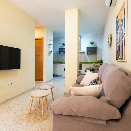 Victoria Square- Center Apartment